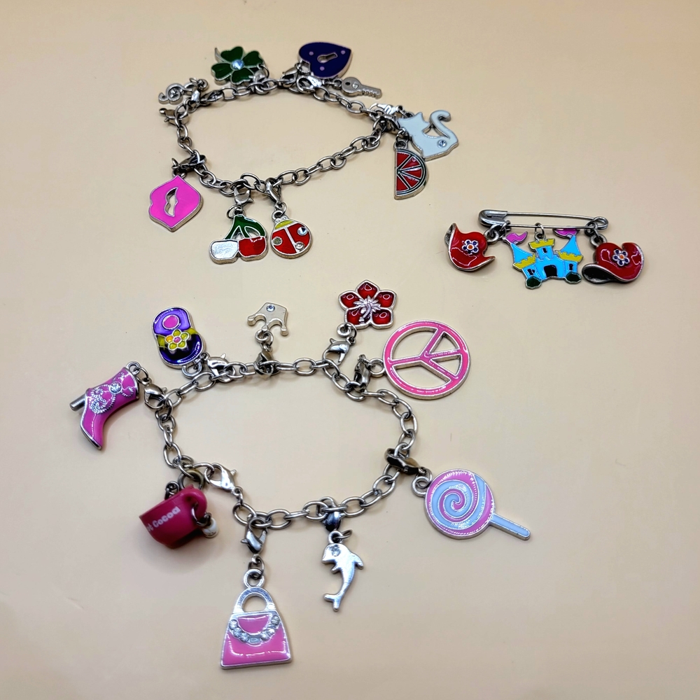 Lot Of 2 Charm Bracelets With Extra Charms 21 Total Fun Retro Girly